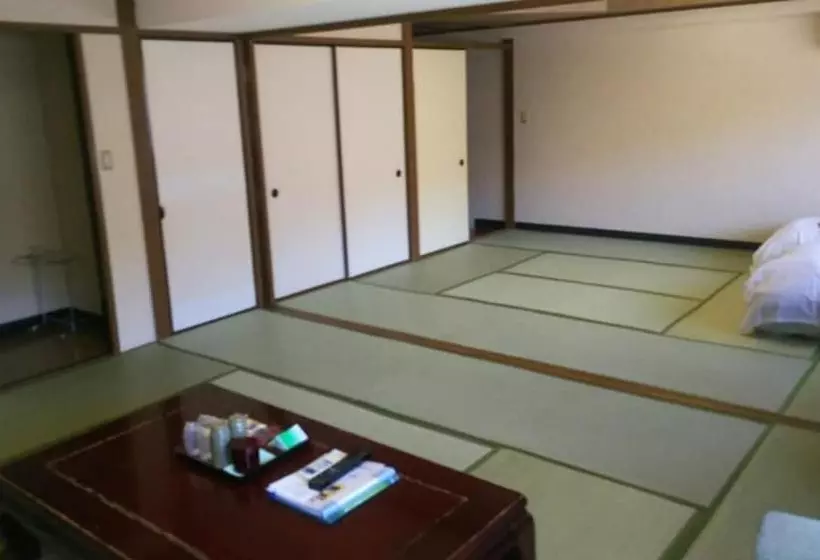 ریوکان Itoen Hotel Hakone Yumoto