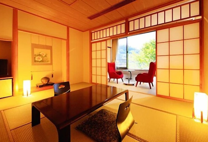 Ryokan Kazan Hakonemiyanoshita