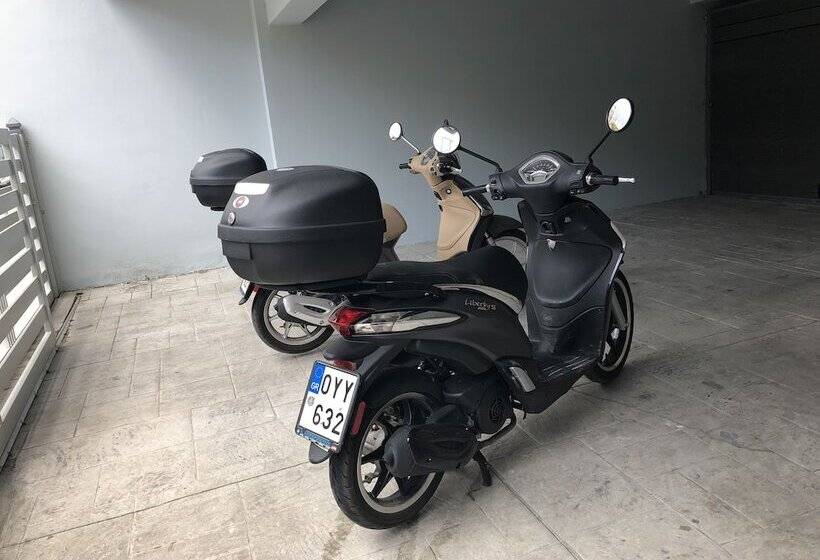 Alekos Apartments 1 νetflix