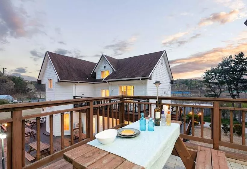 Gangnueng Gadunji Pension