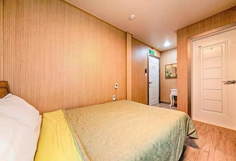 Gangnueng Gadunji Pension