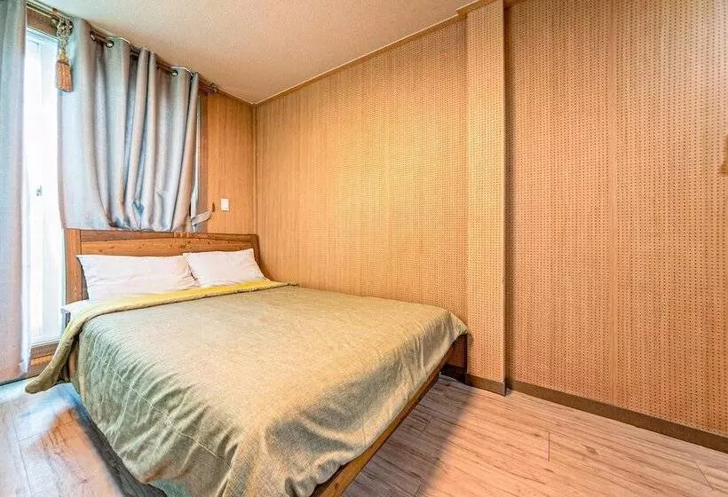 Gangnueng Gadunji Pension