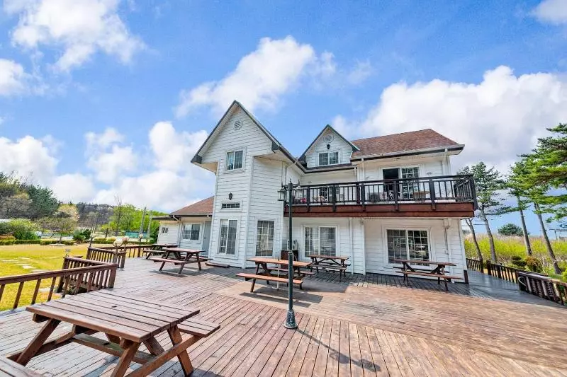 Gangnueng Gadunji Pension