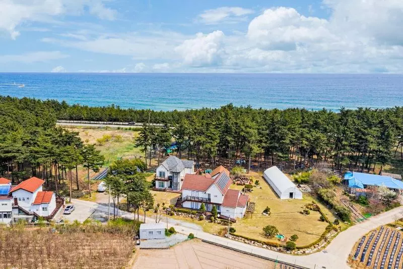 Gangnueng Gadunji Pension