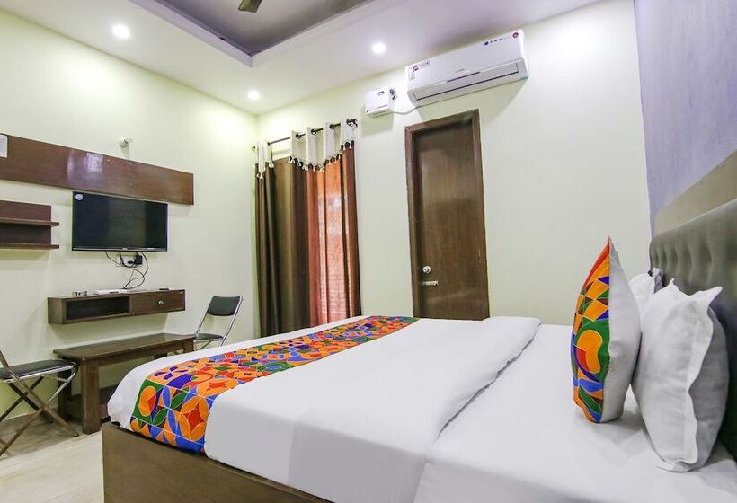 هتل Fabexpress Kohinoor City