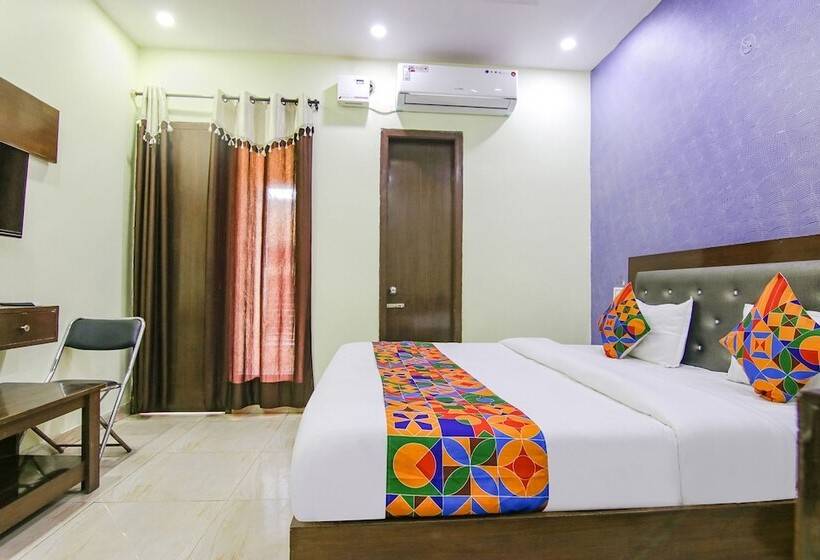 هتل Fabexpress Kohinoor City