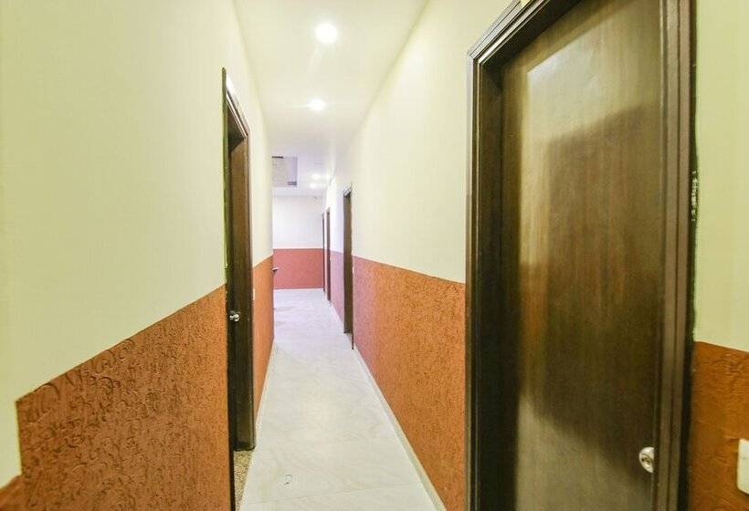 هتل Fabexpress Kohinoor City