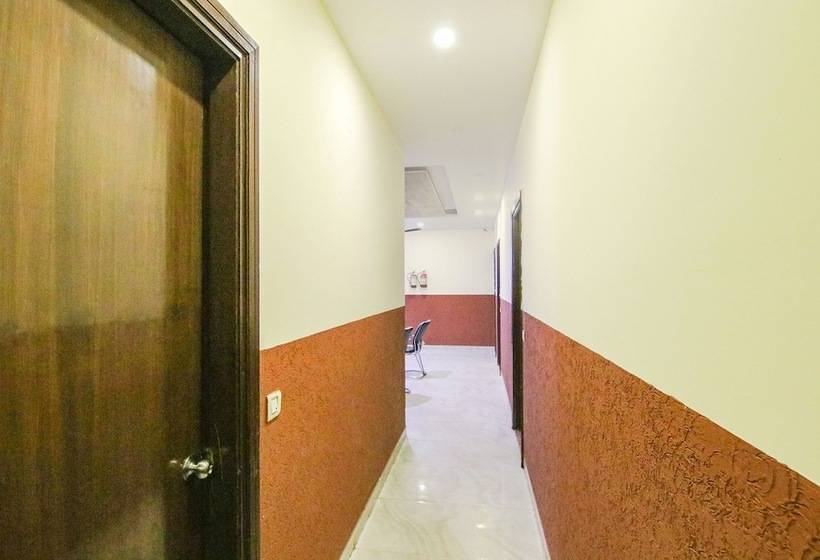 هتل Fabexpress Kohinoor City