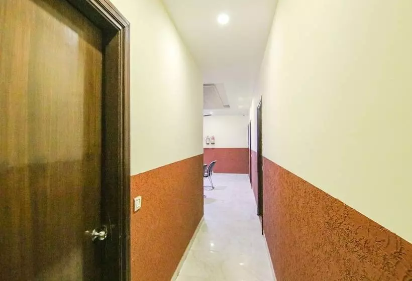 هتل Fabexpress Kohinoor City