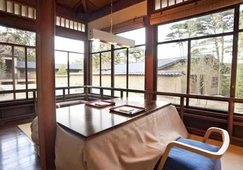 Hotelli Hakone Suishoen