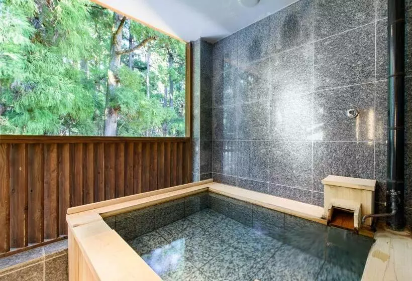 Hotelli Hakone Suishoen