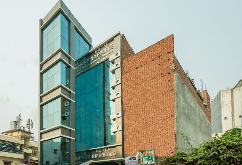 هتل Rr Palace By Oyo Rooms