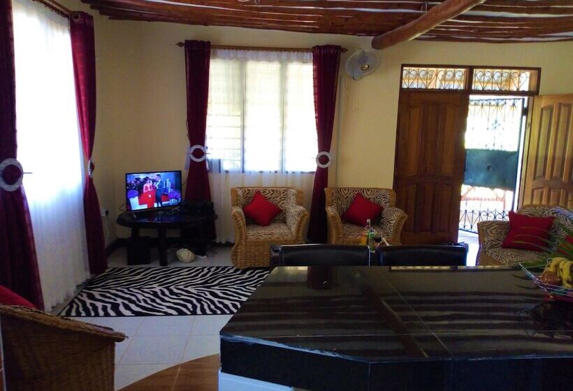 هتل Sea Breeze Villas