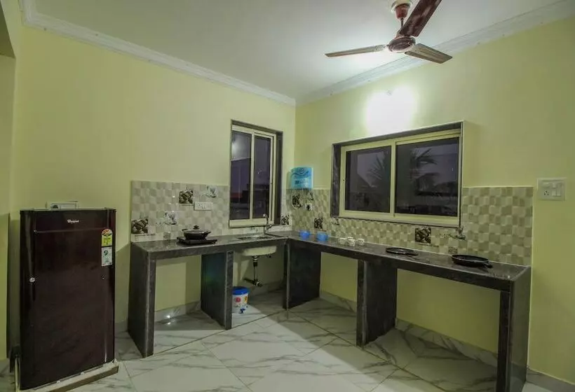 Oyo 10296 Home Sunset View 3bhk Dona Paula
