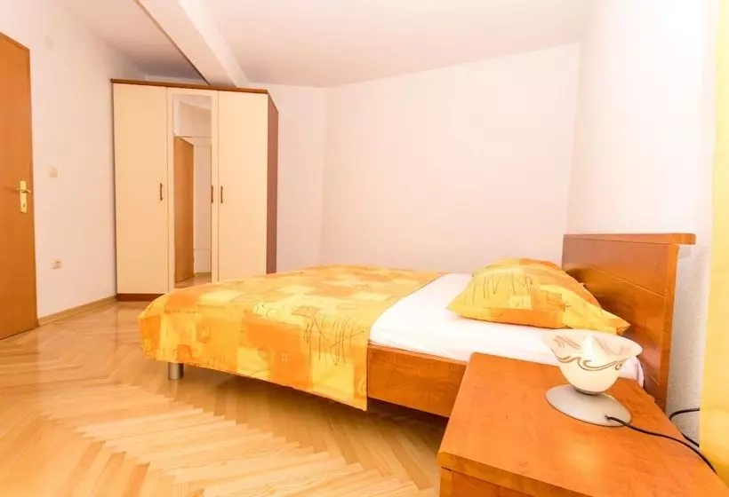Apartments Lero