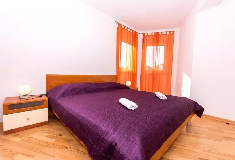 Apartments Lero