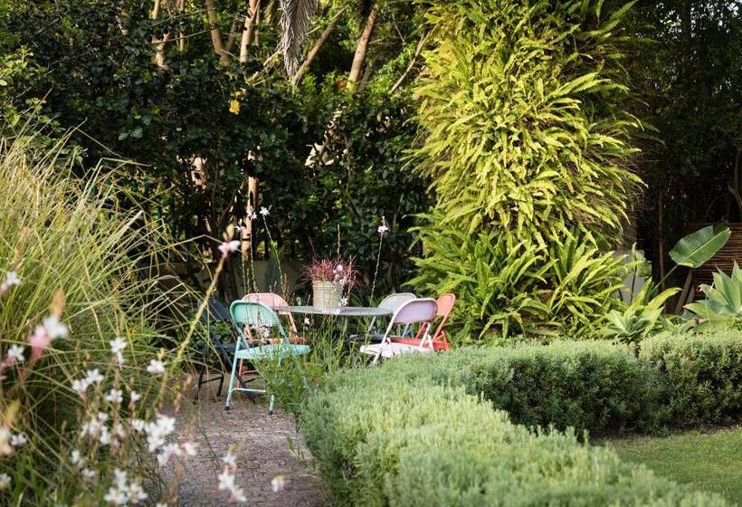 צימר Cornerway House