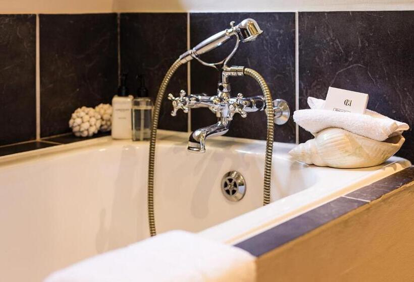 צימר Cornerway House