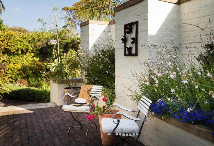 צימר Cornerway House