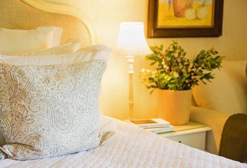 צימר Cornerway House