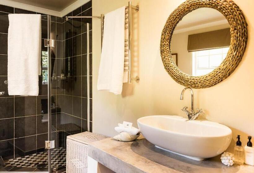 צימר Cornerway House