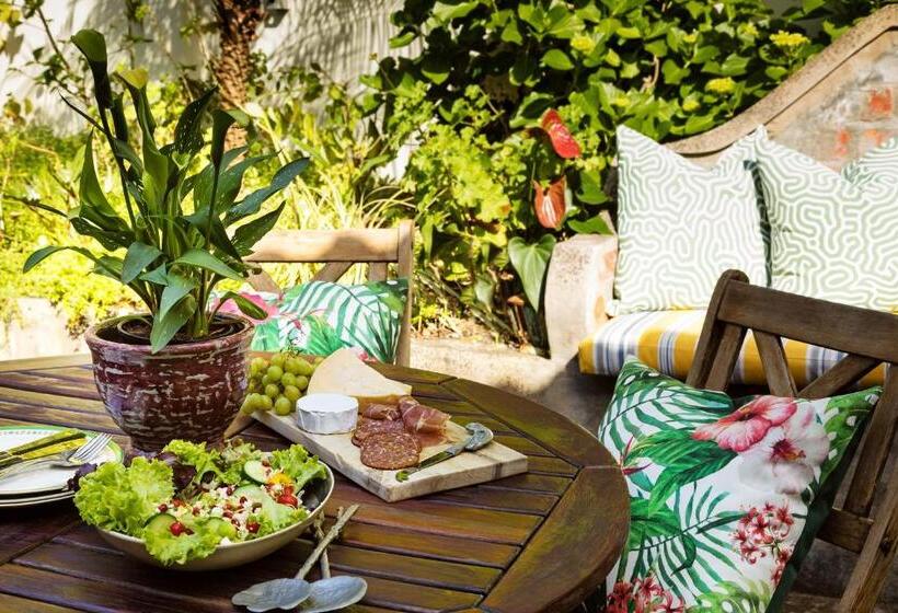 צימר Cornerway House