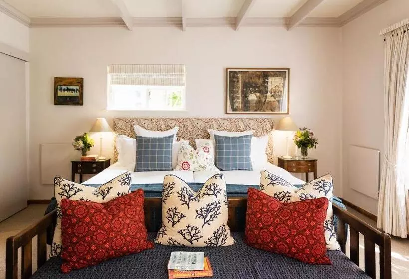 تختخواب و صبحانه Cornerway House