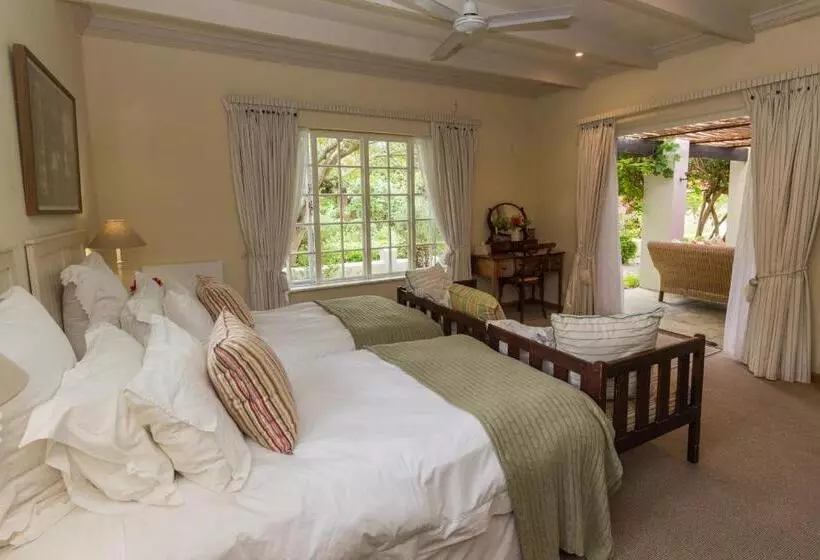 تختخواب و صبحانه Cornerway House