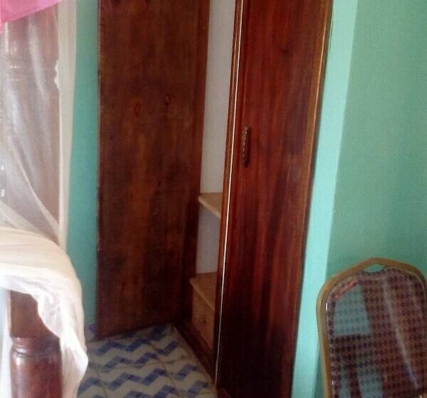 تختخواب و صبحانه Danga Guest House