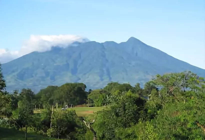 Bed & Breakfast Gio Guesthouse Bogor