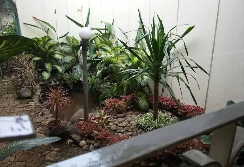 Bed & Breakfast Gio Guesthouse Bogor