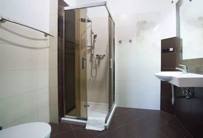 Retrohouse   Wypoczynek Dla Dorosłych, B&b