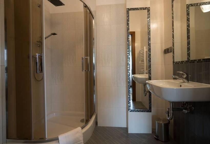 Retrohouse   Wypoczynek Dla Dorosłych, B&b