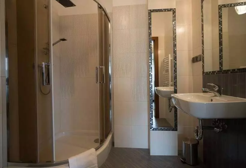 Retrohouse   Wypoczynek Dla Dorosłych, B&b