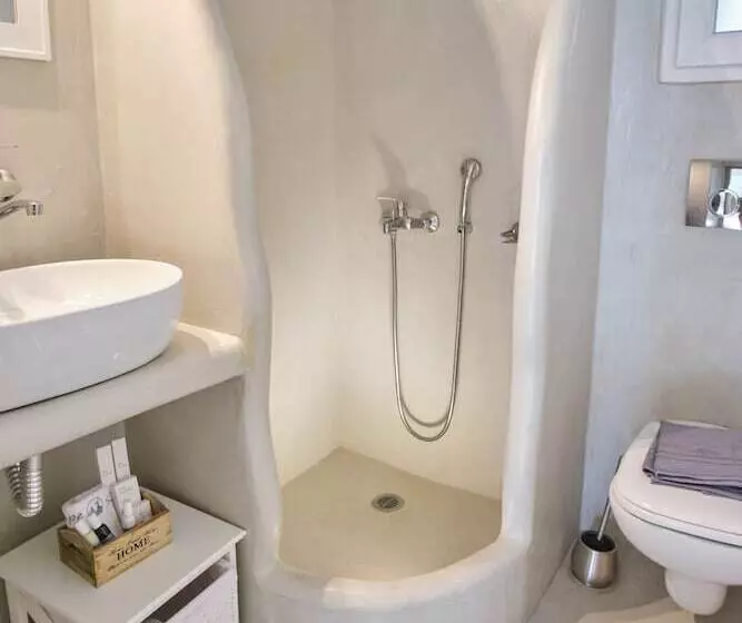 Cape Suites