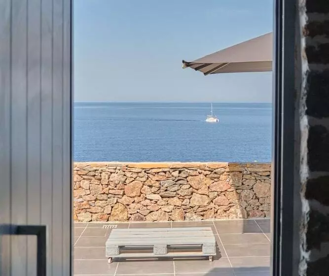 Cape Suites