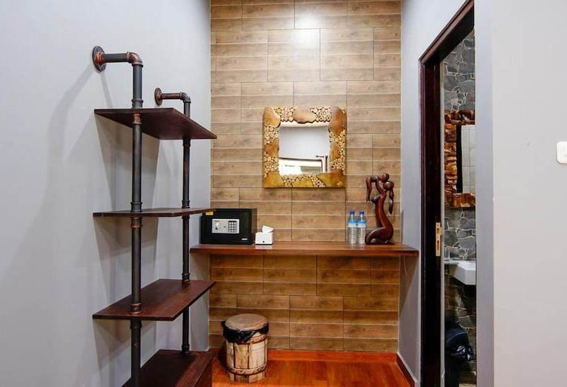 Отель Bintang Darmawan Villa