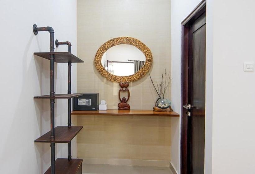 Отель Bintang Darmawan Villa