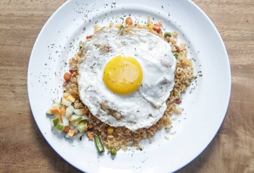 Отель Bintang Darmawan Villa