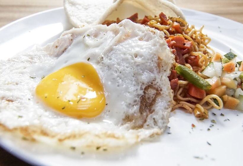 Отель Bintang Darmawan Villa