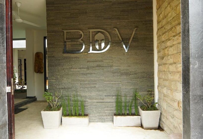 Отель Bintang Darmawan Villa