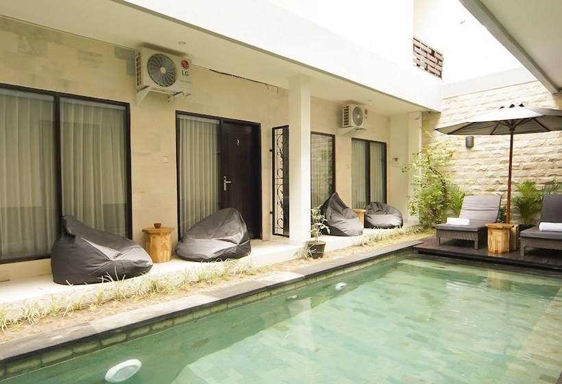 Отель Bintang Darmawan Villa