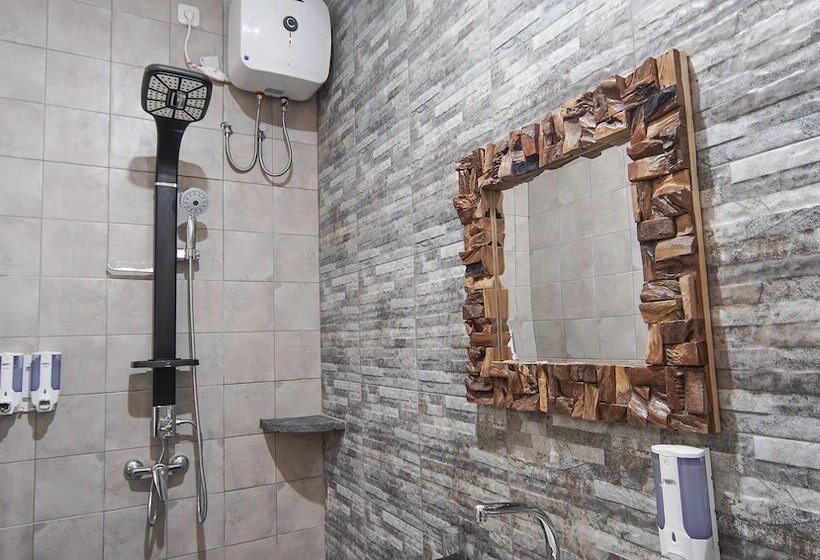 Отель Bintang Darmawan Villa