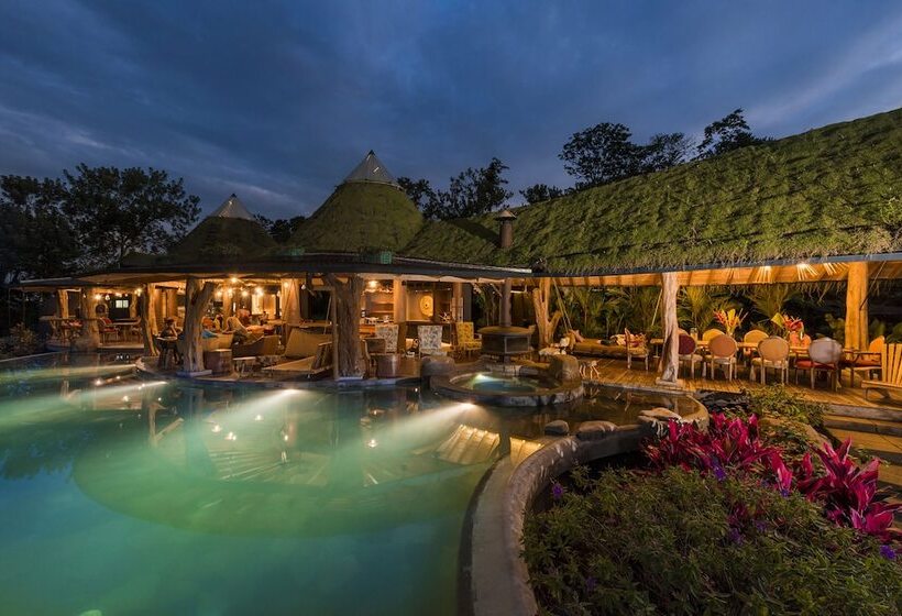 هتل Origins Lodge