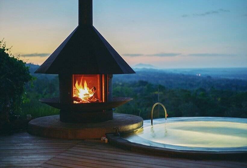 هتل Origins Lodge