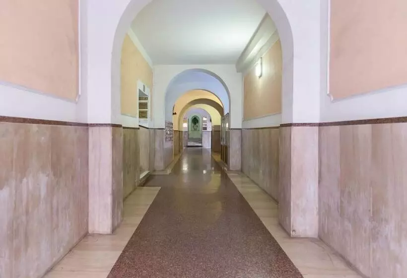 پانسیون Golden Ratio