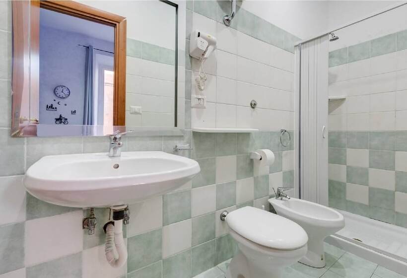 پانسیون Golden Ratio