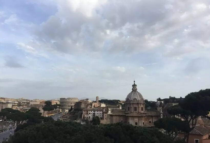 پانسیون Golden Ratio