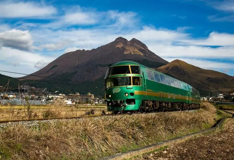 Ryokan Yufuin Lamp No Yado