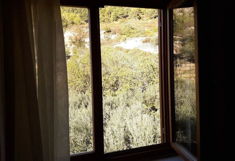 Apartmani Bako Komiza